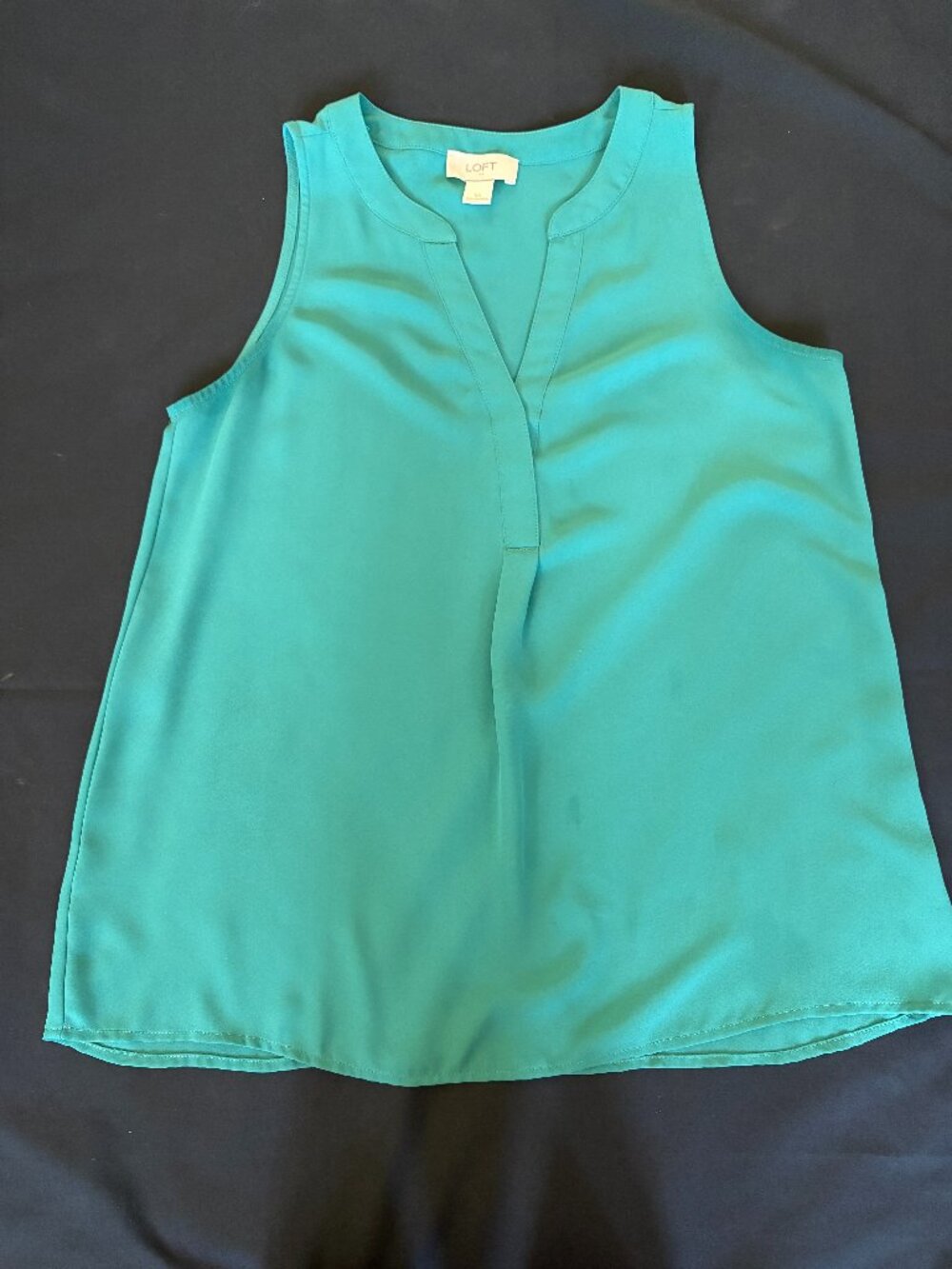 LOFT Sleeveless Turquoise V‑Neck Blouse XS